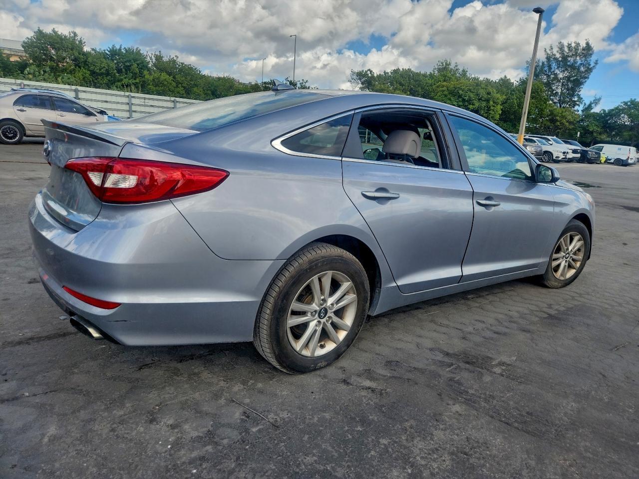 2016 Hyundai Sonata, SE