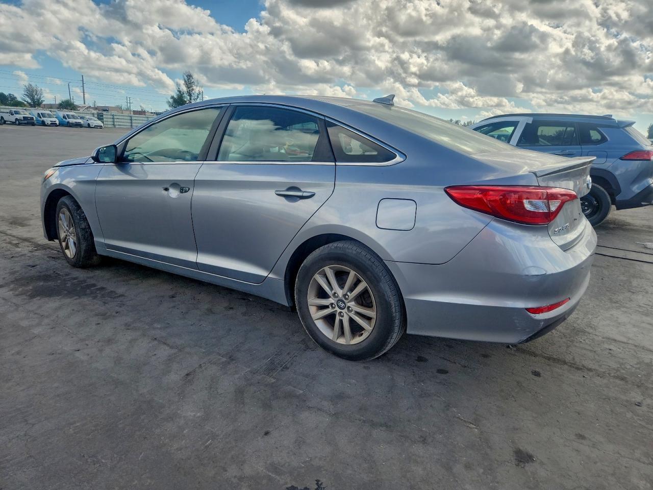 2016 Hyundai Sonata, SE
