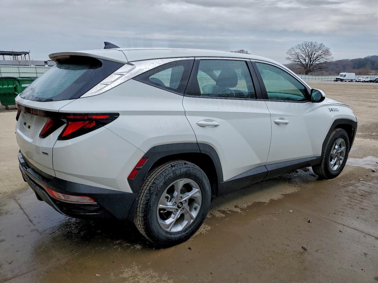 2023 Hyundai Tucson, SE