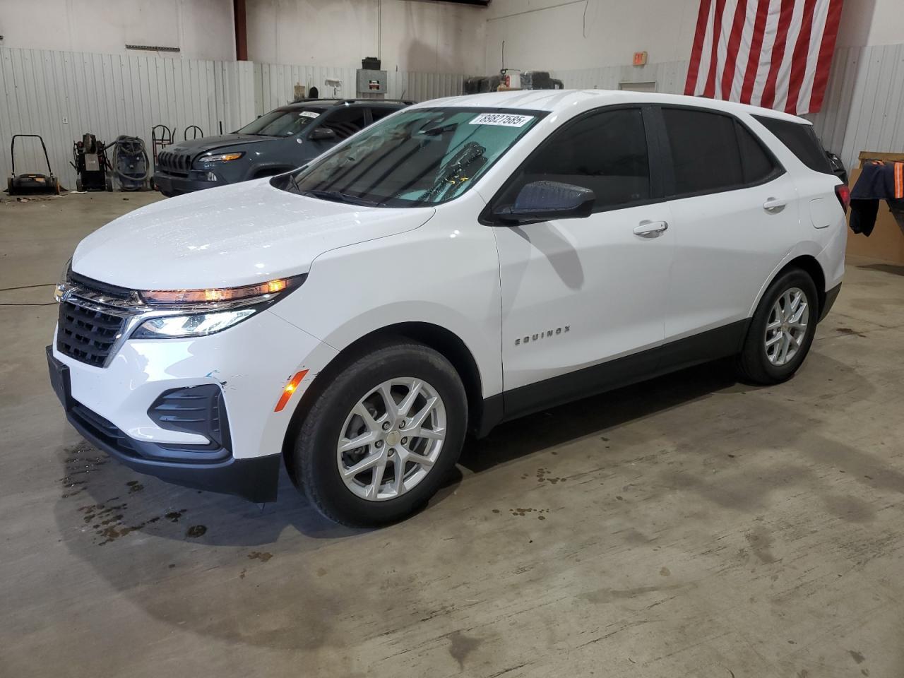 2022 Chevrolet Equinox, LS