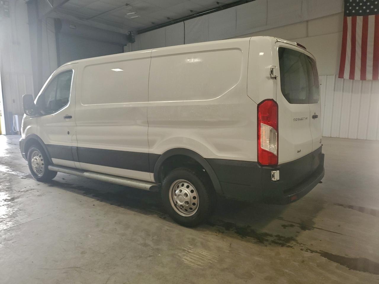 2023 Ford Transit, T-250