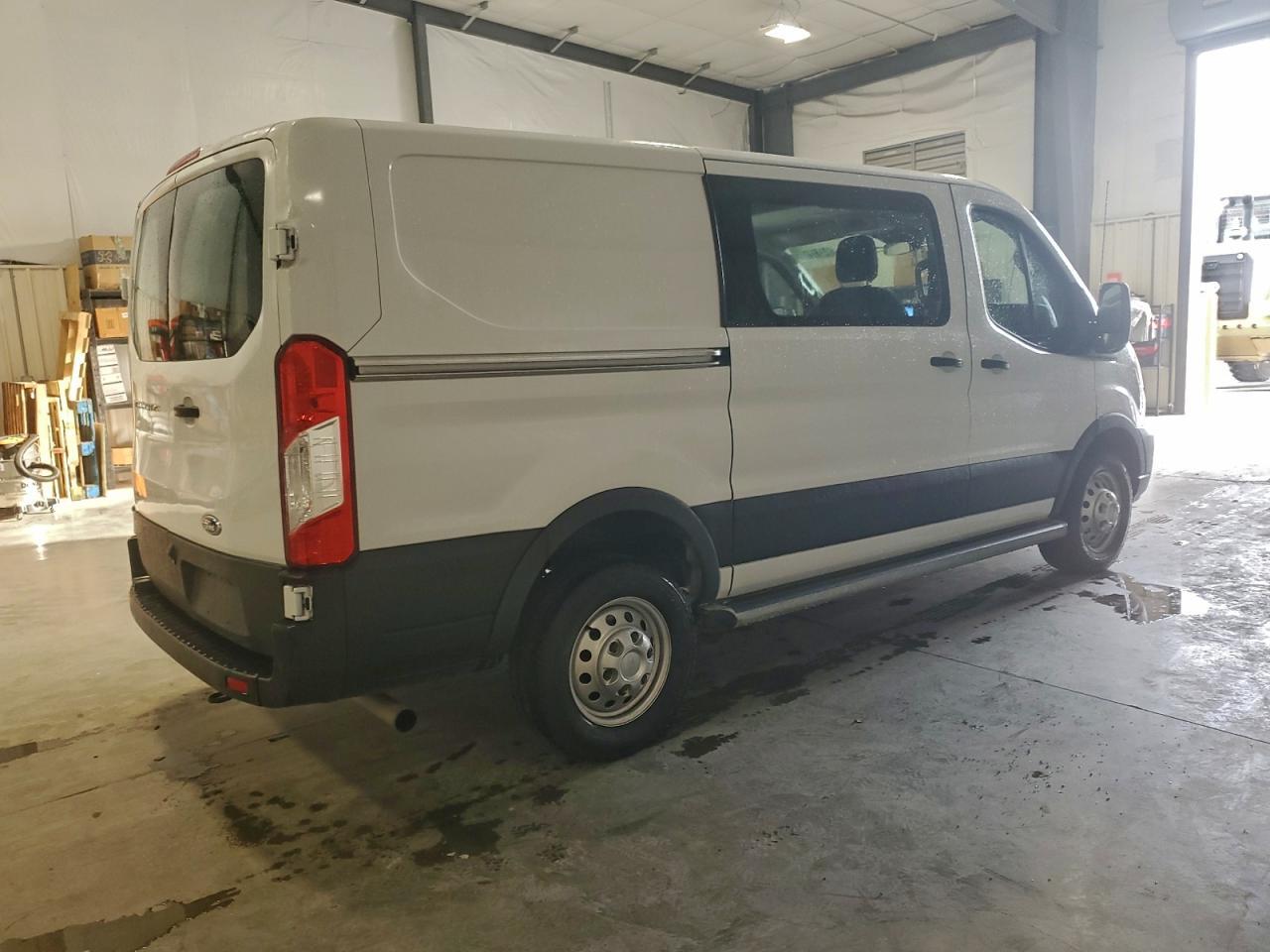 2023 Ford Transit, T-250