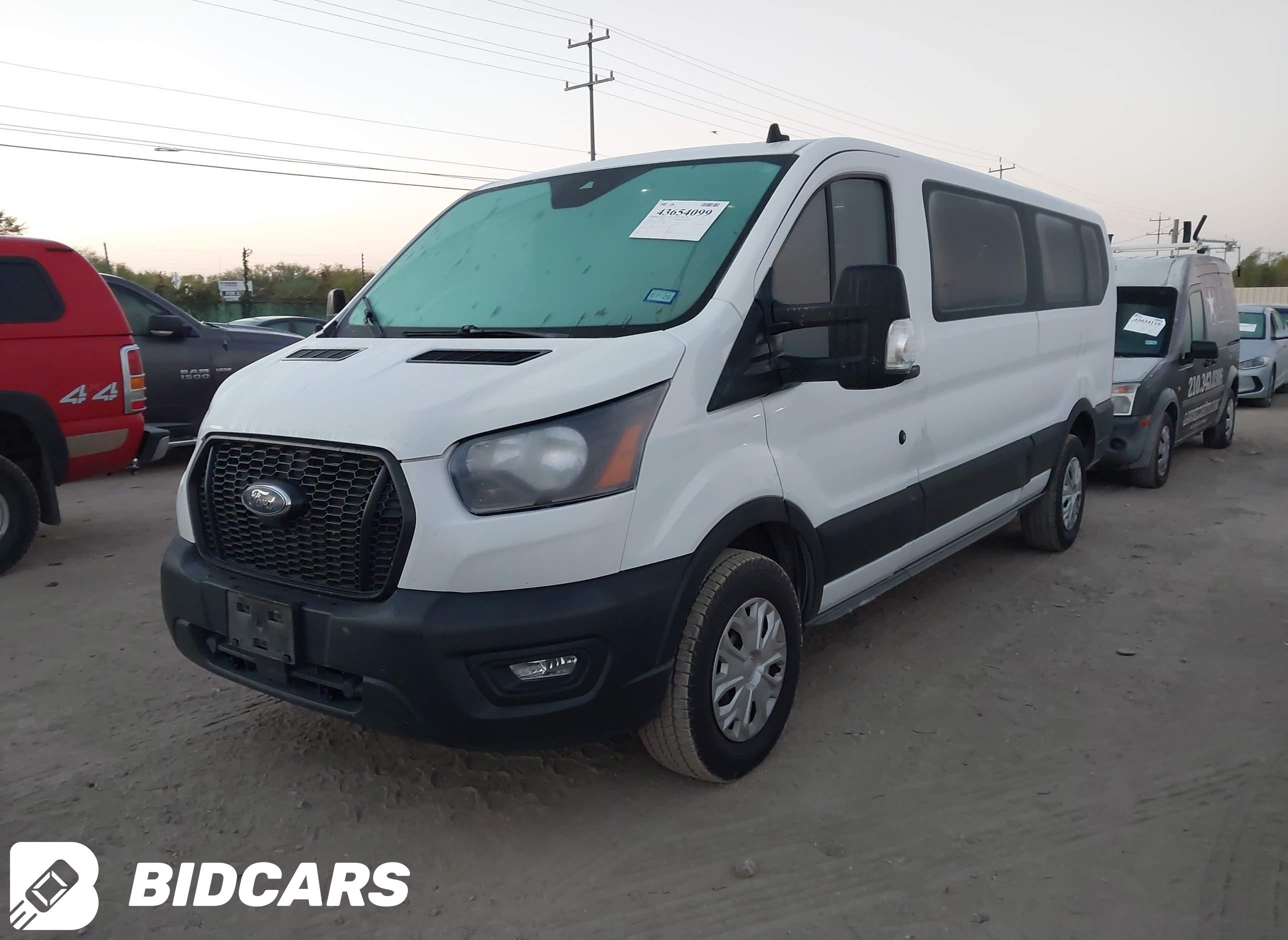2022 Ford Transit, Passenger XL