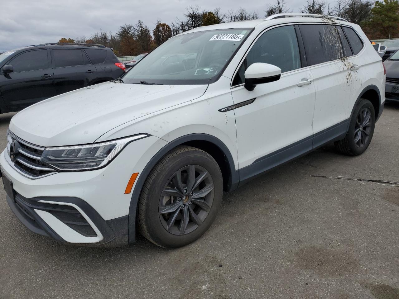 2022 Volkswagen Tiguan, SE