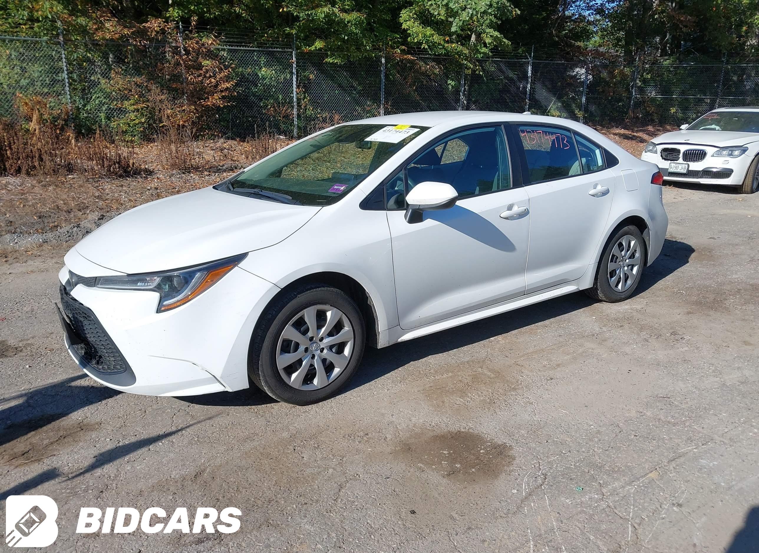 2022 Toyota Corolla, LE