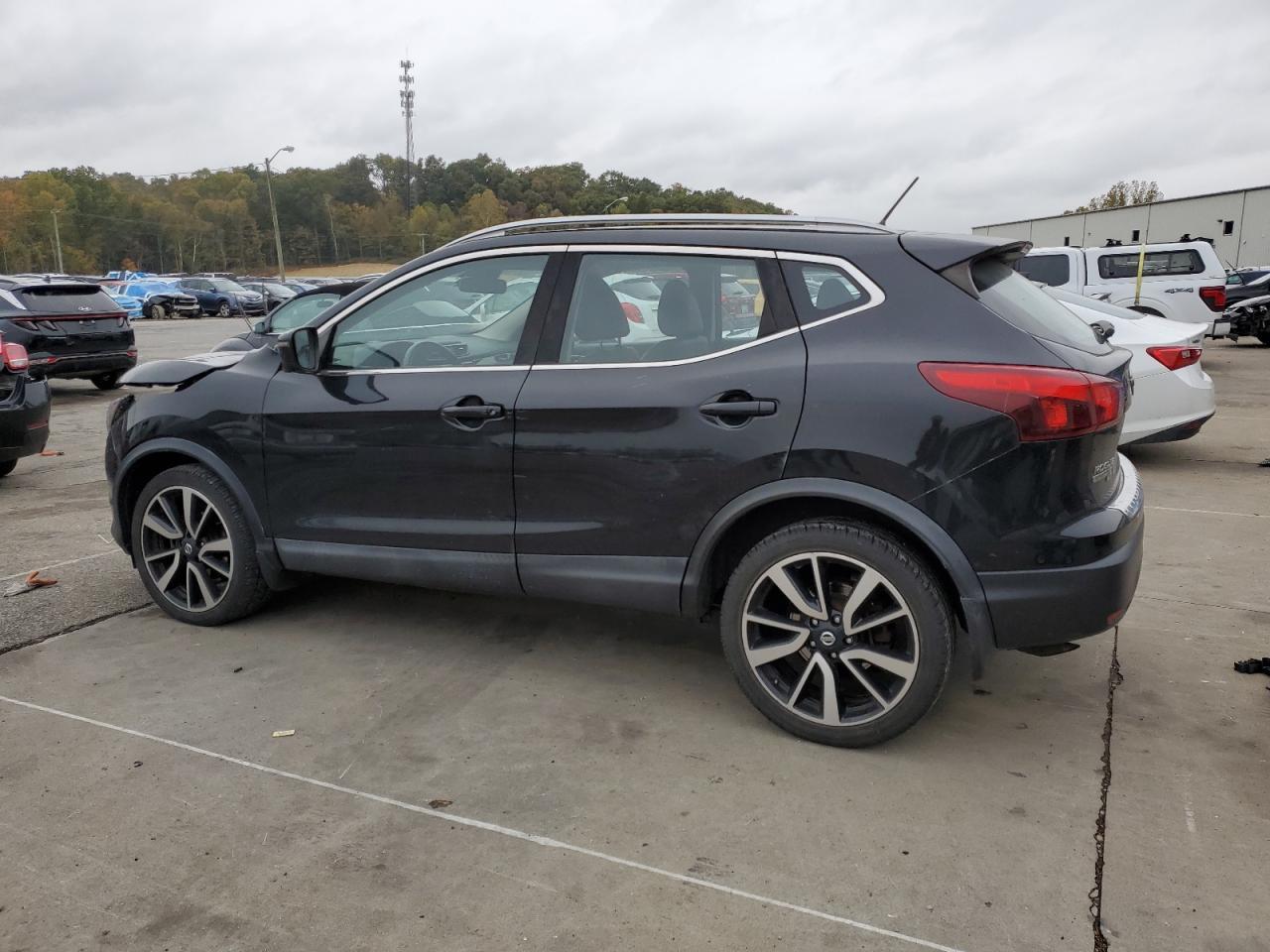 2017 Nissan Rogue, S