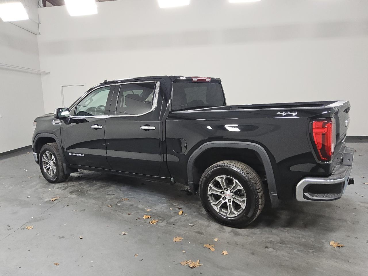2025 GMC Sierra, K1500 Slt