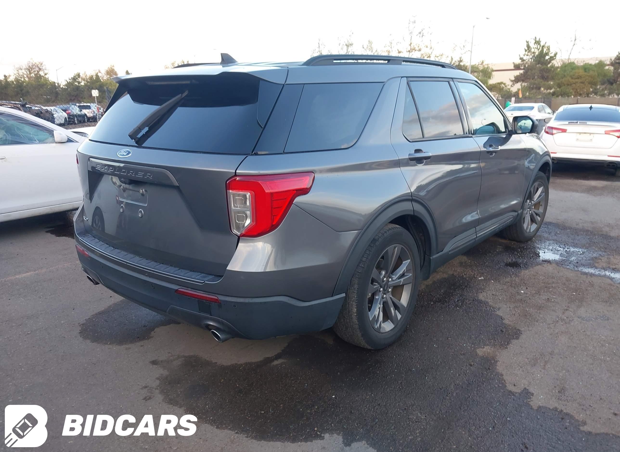 2021 Ford Explorer, Xlt