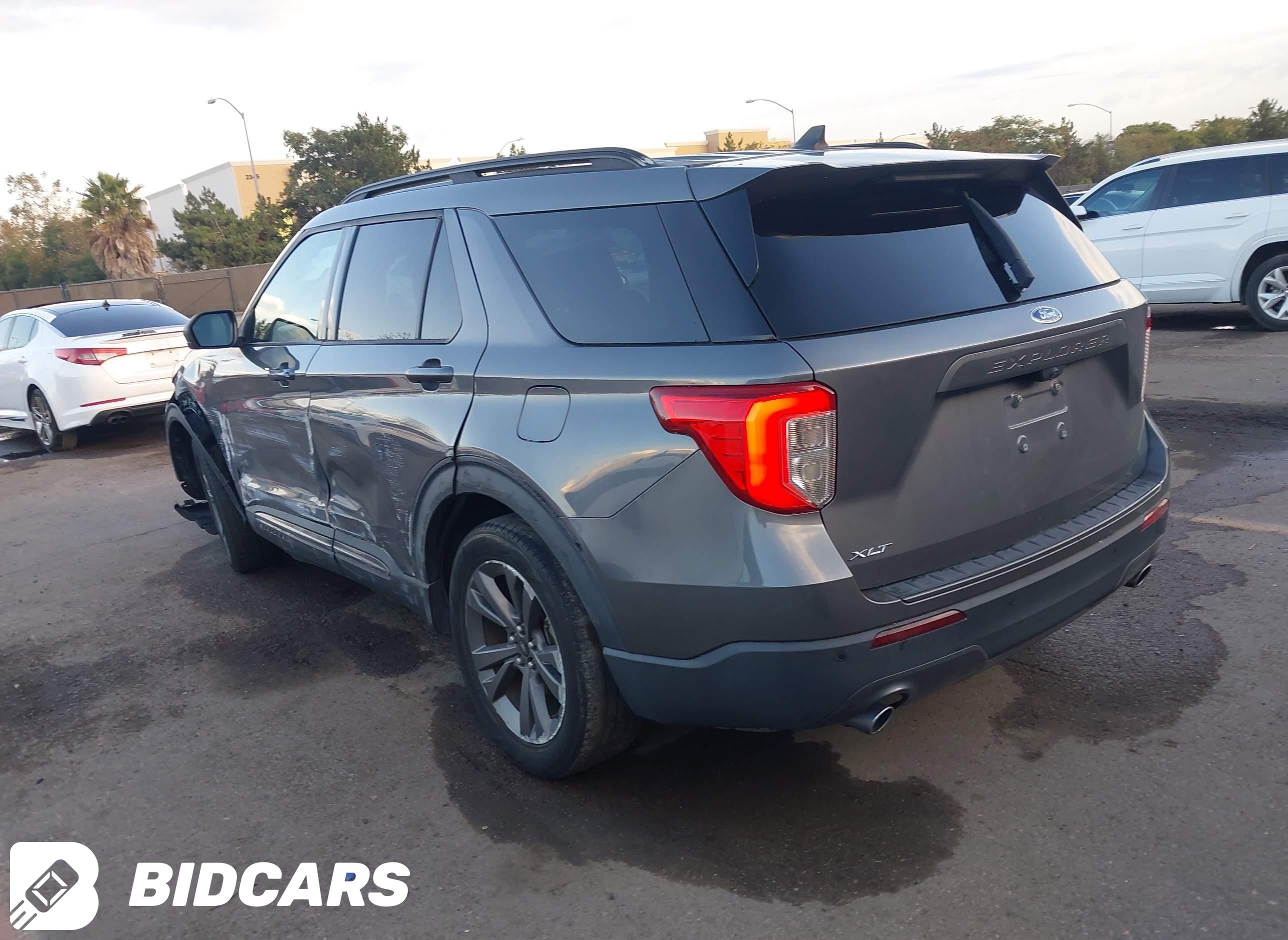 2021 Ford Explorer, Xlt