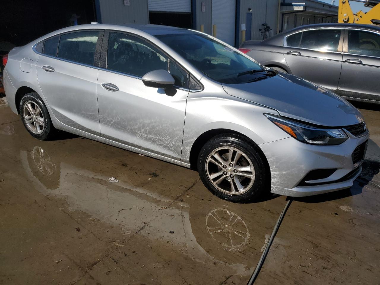 2018 Chevrolet Cruze, LT