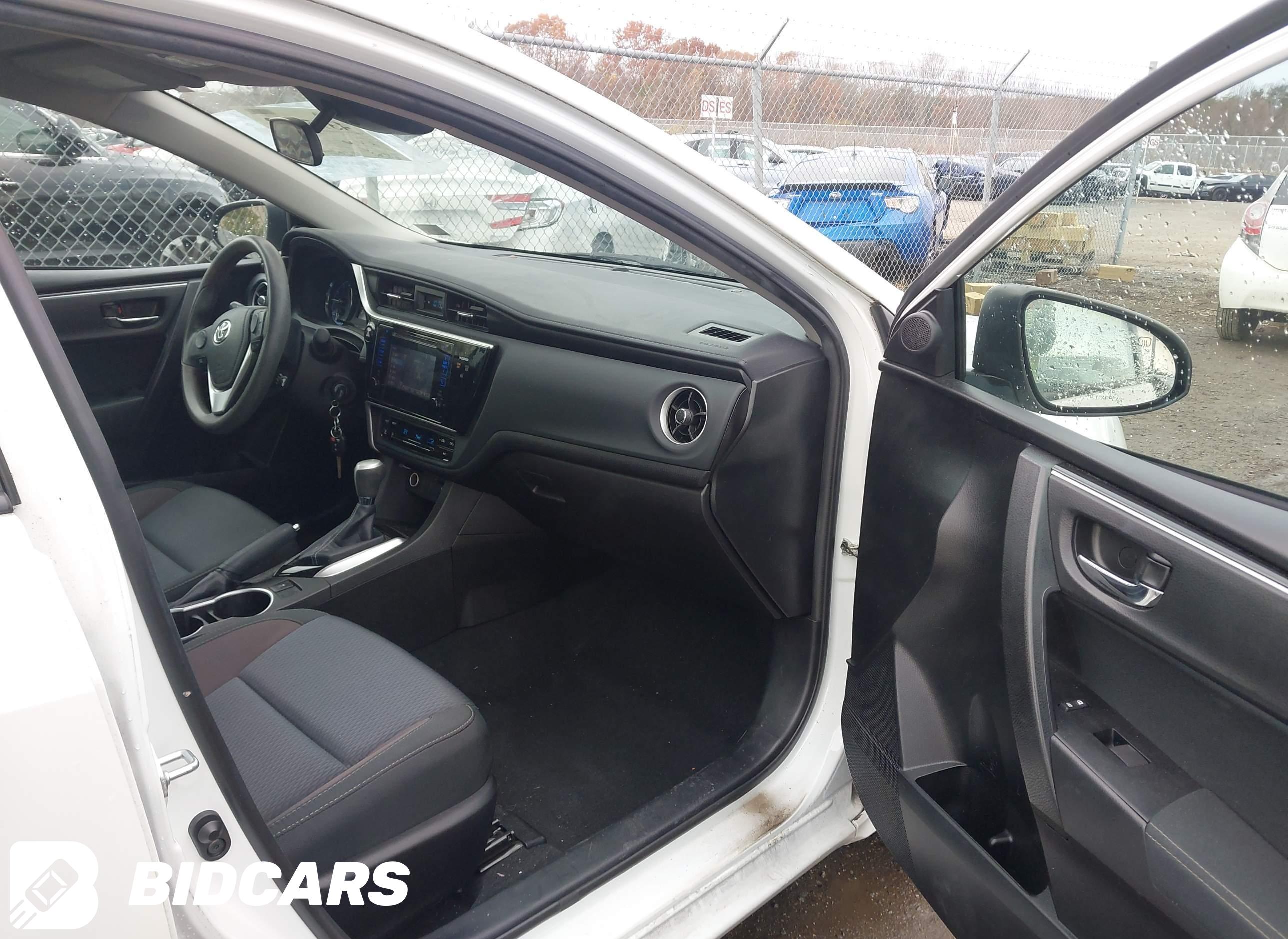 2017 Toyota Corolla, LE