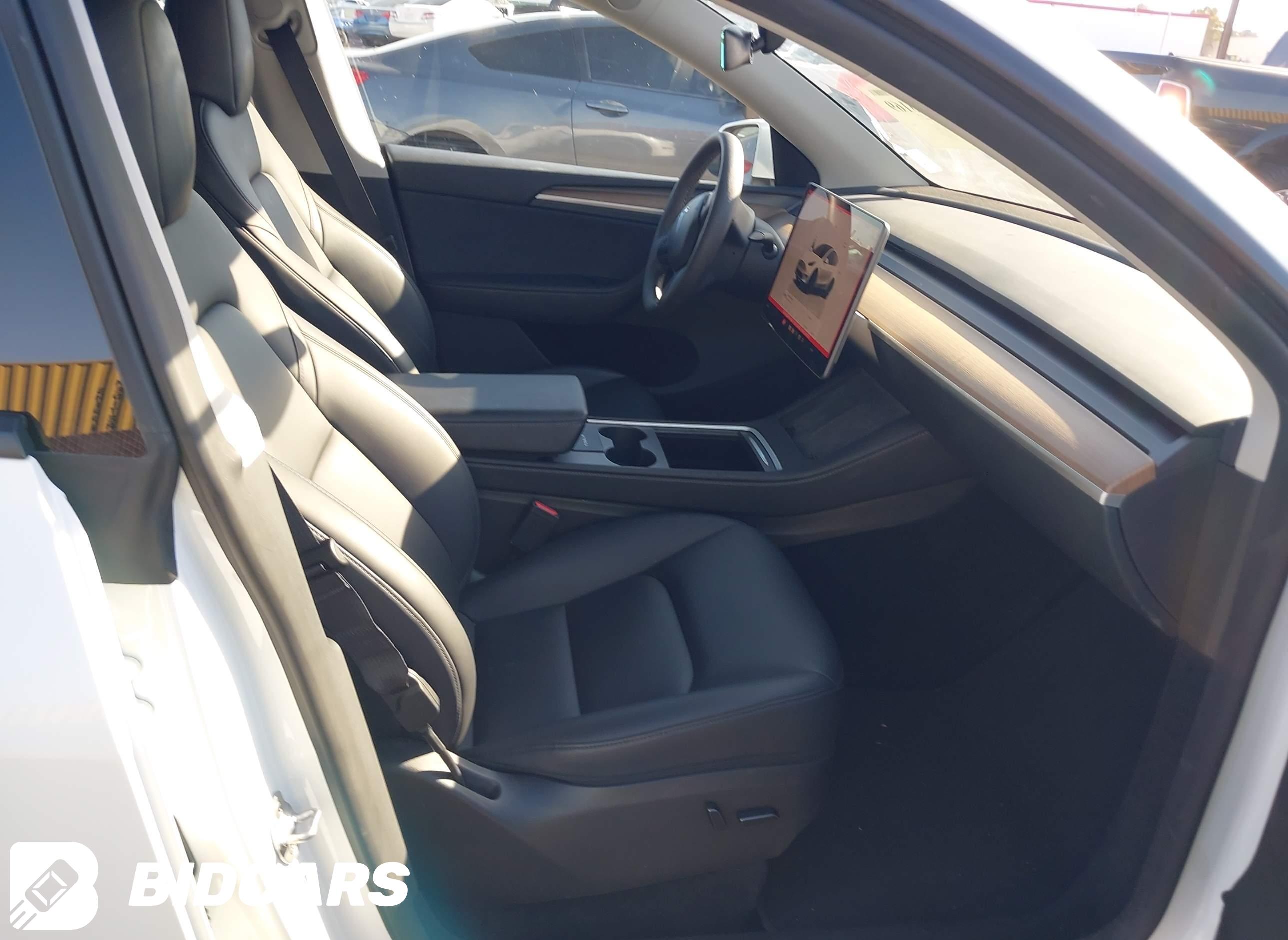 2023 Tesla Model Y, Awd/Long...