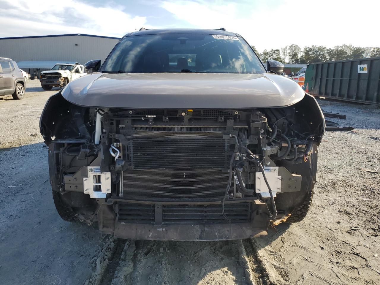 2023 Nissan Pathfinder, SV