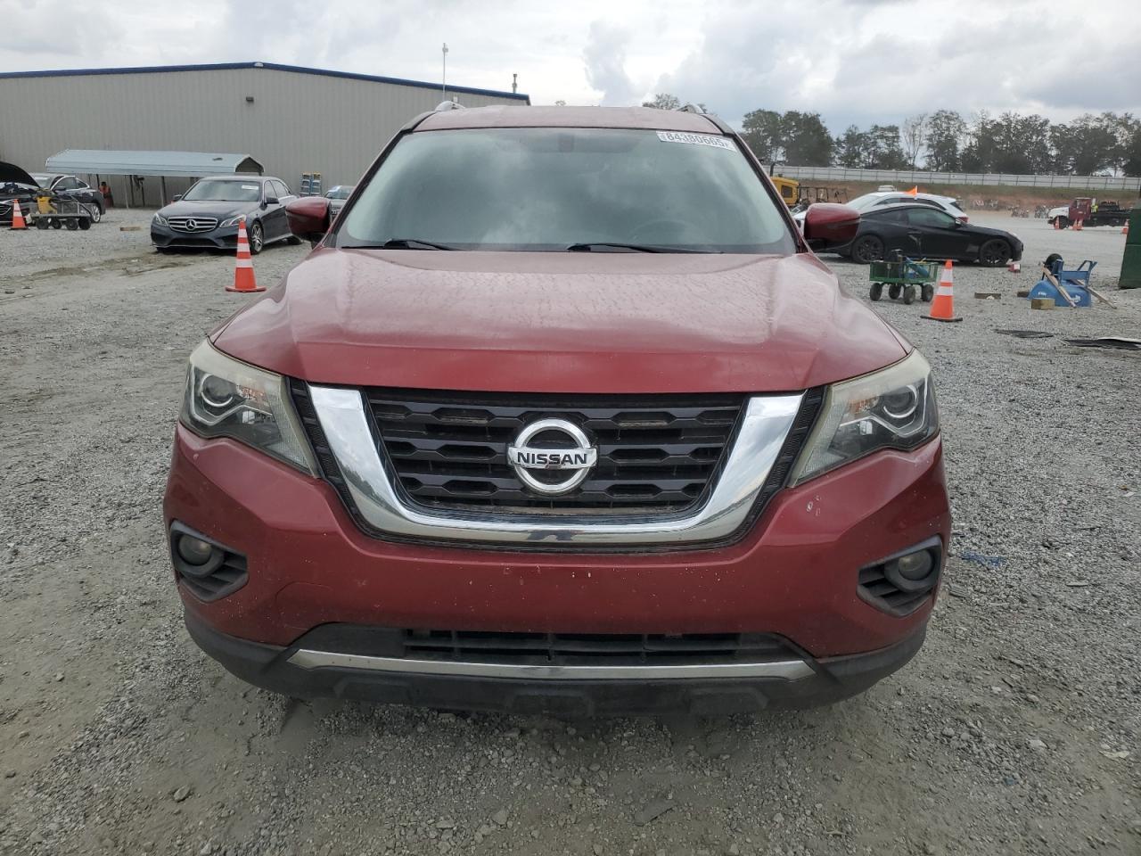 2017 Nissan Pathfinder, S
