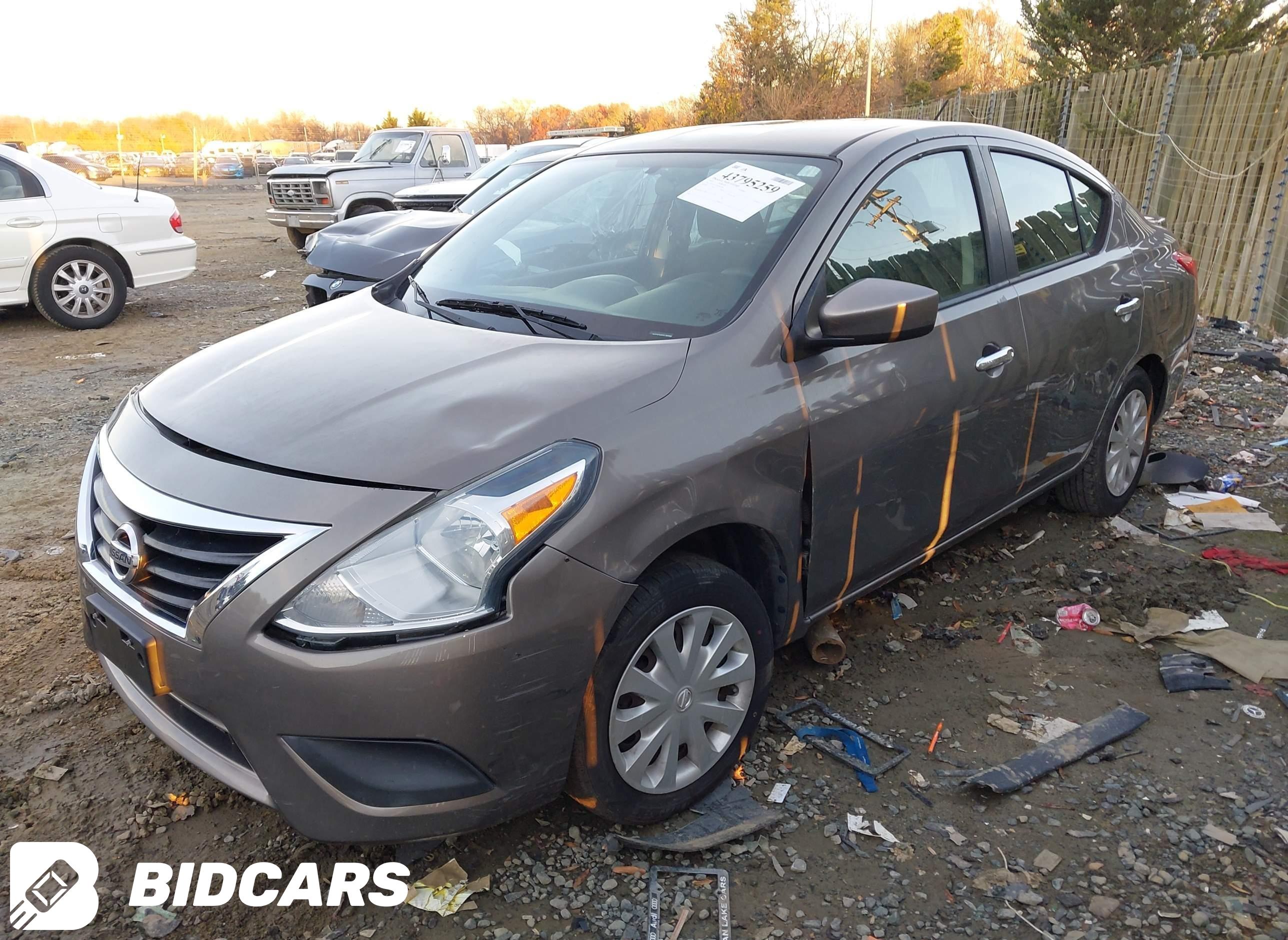 2016 Nissan Versa, 1.6 SV