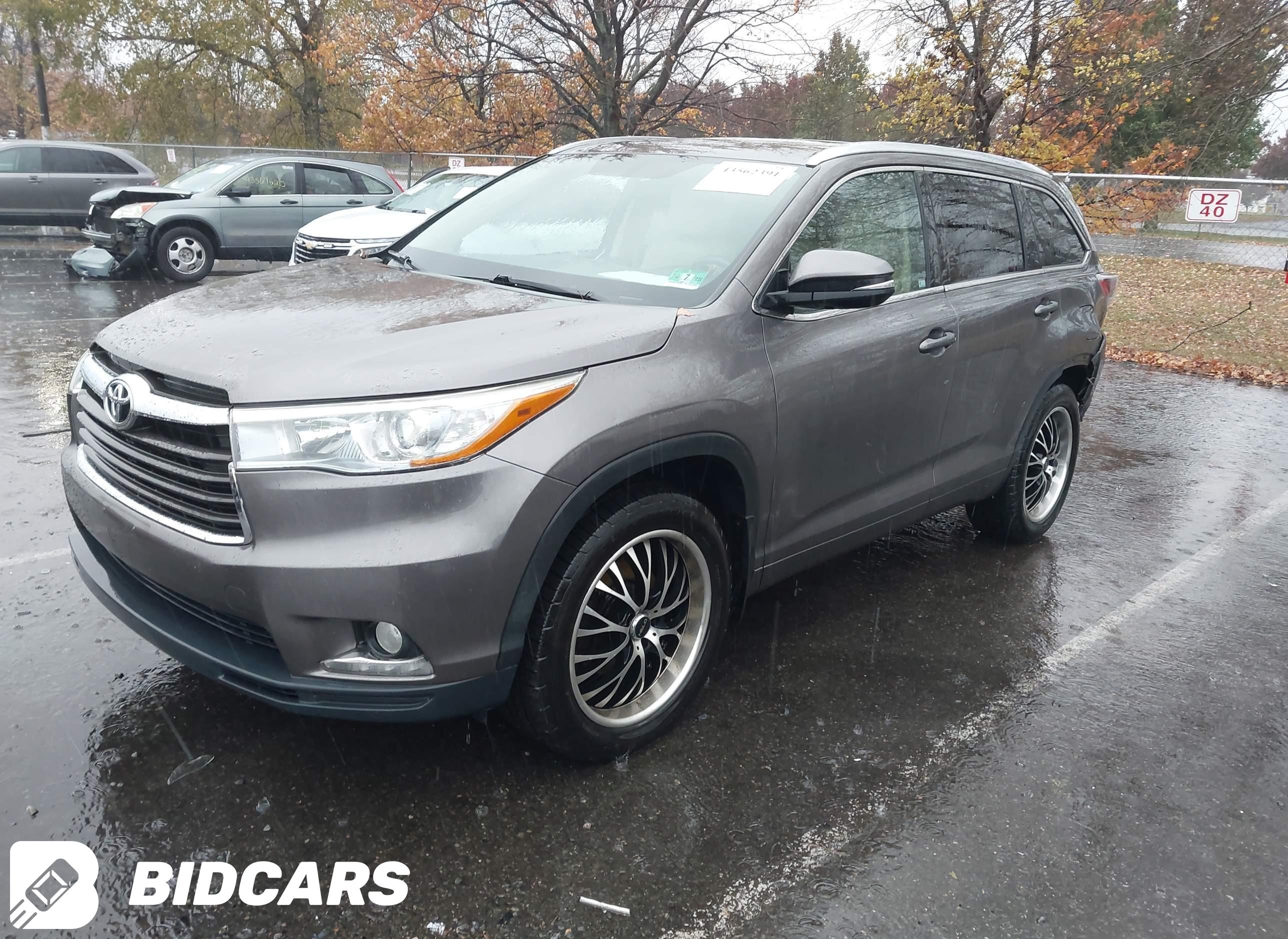 2016 Toyota Highlander, Limit...