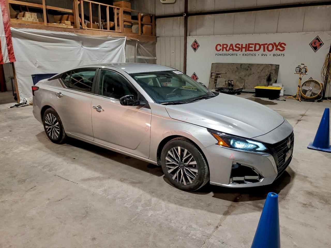 2025 Nissan Altima, SV