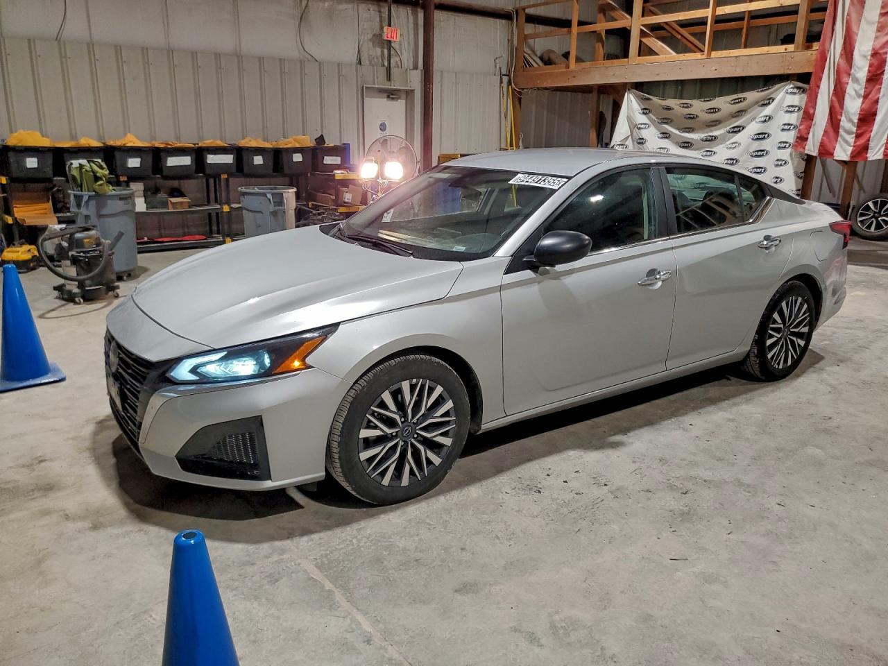 2025 Nissan Altima, SV