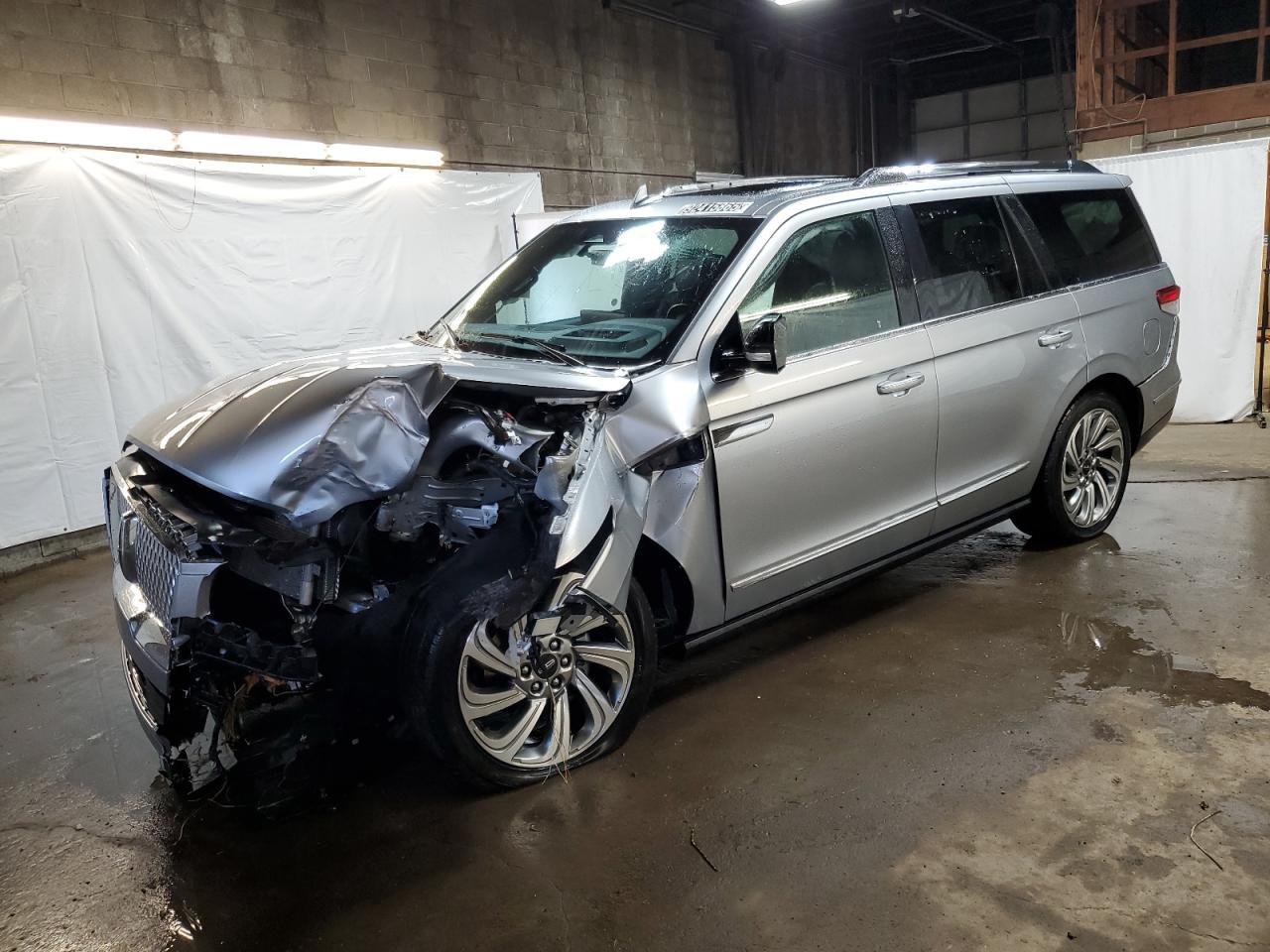 2023 Lincoln Navigator, Reserve