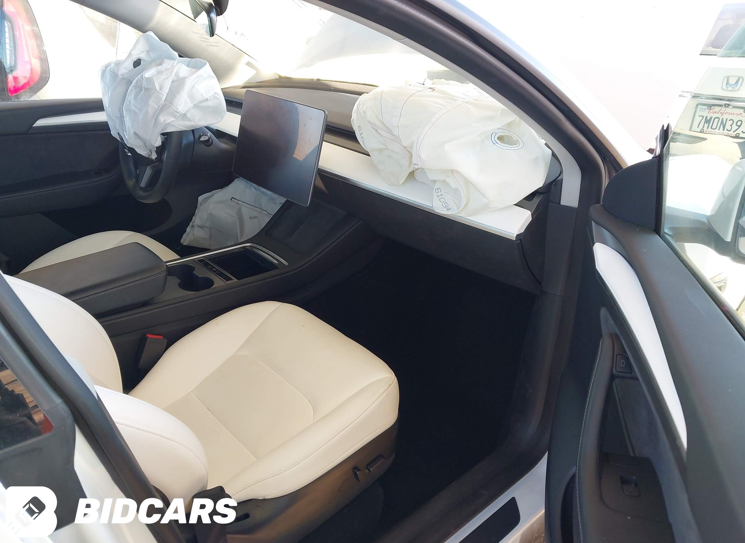 2023 Tesla Model Y, Awd/Long...