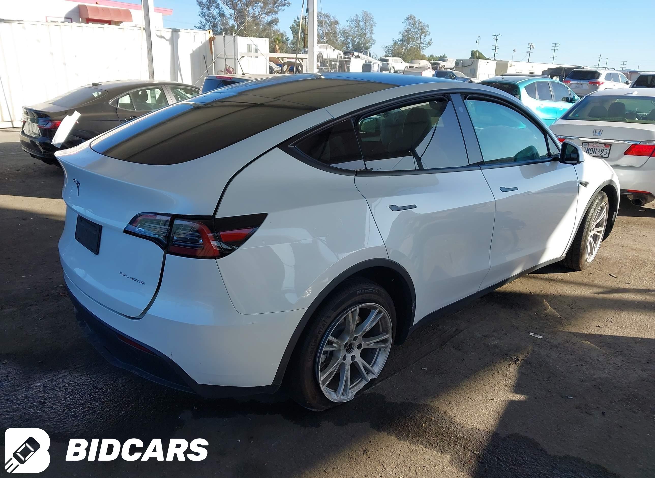 2023 Tesla Model Y, Awd/Long...