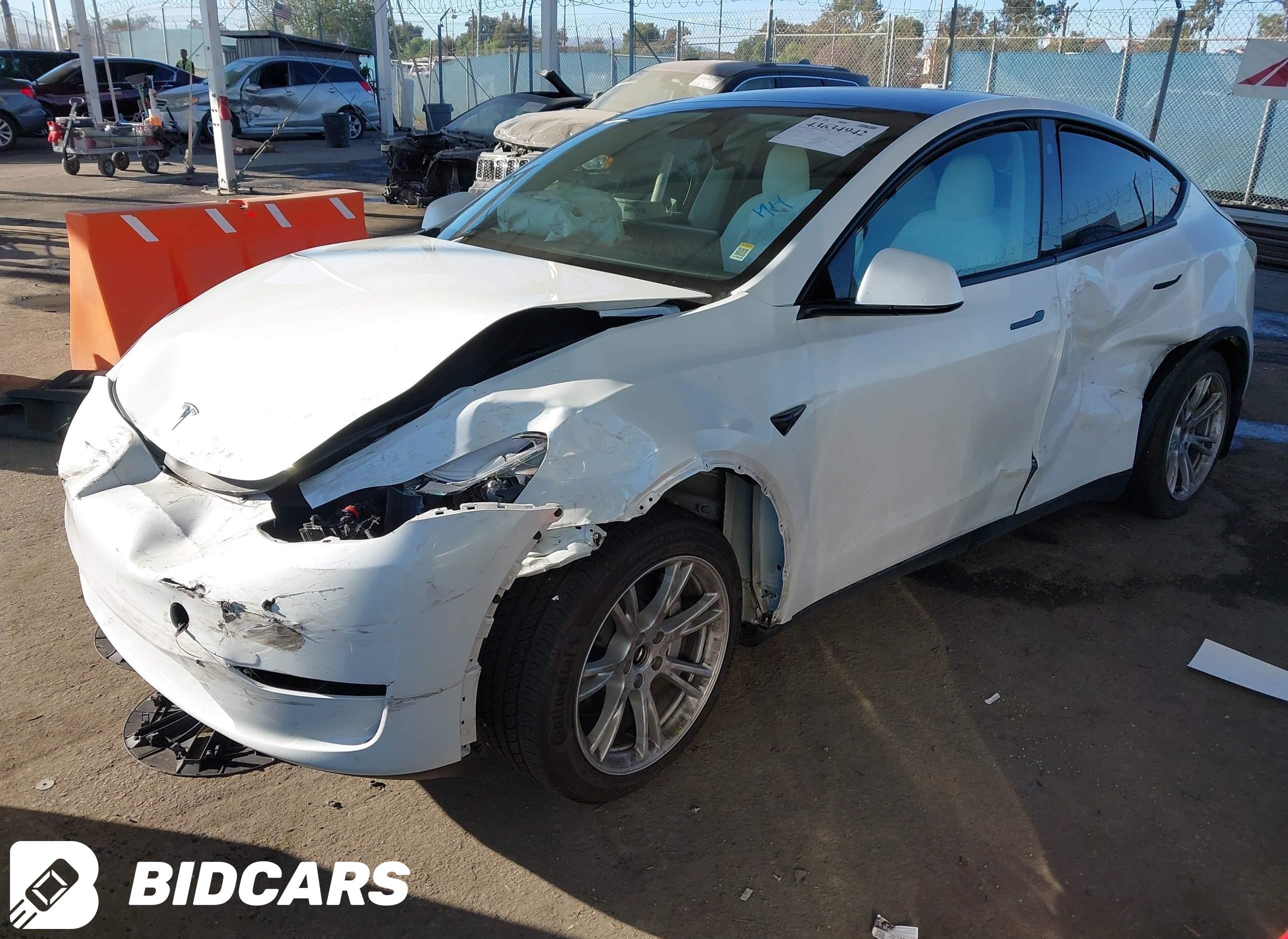 2023 Tesla Model Y, Awd/Long...