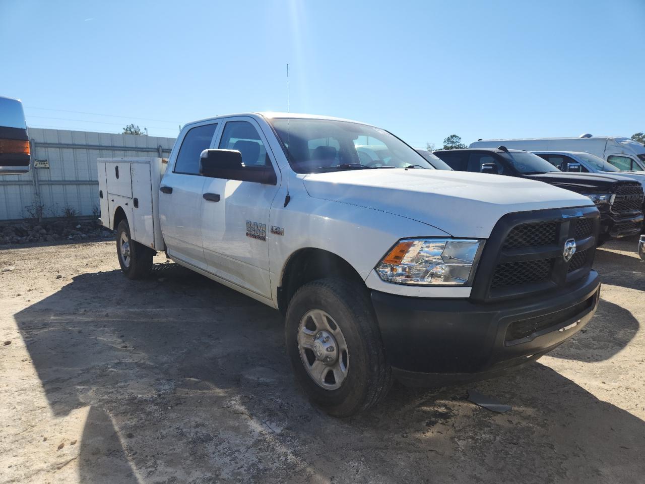 2017 RAM 2500, ST