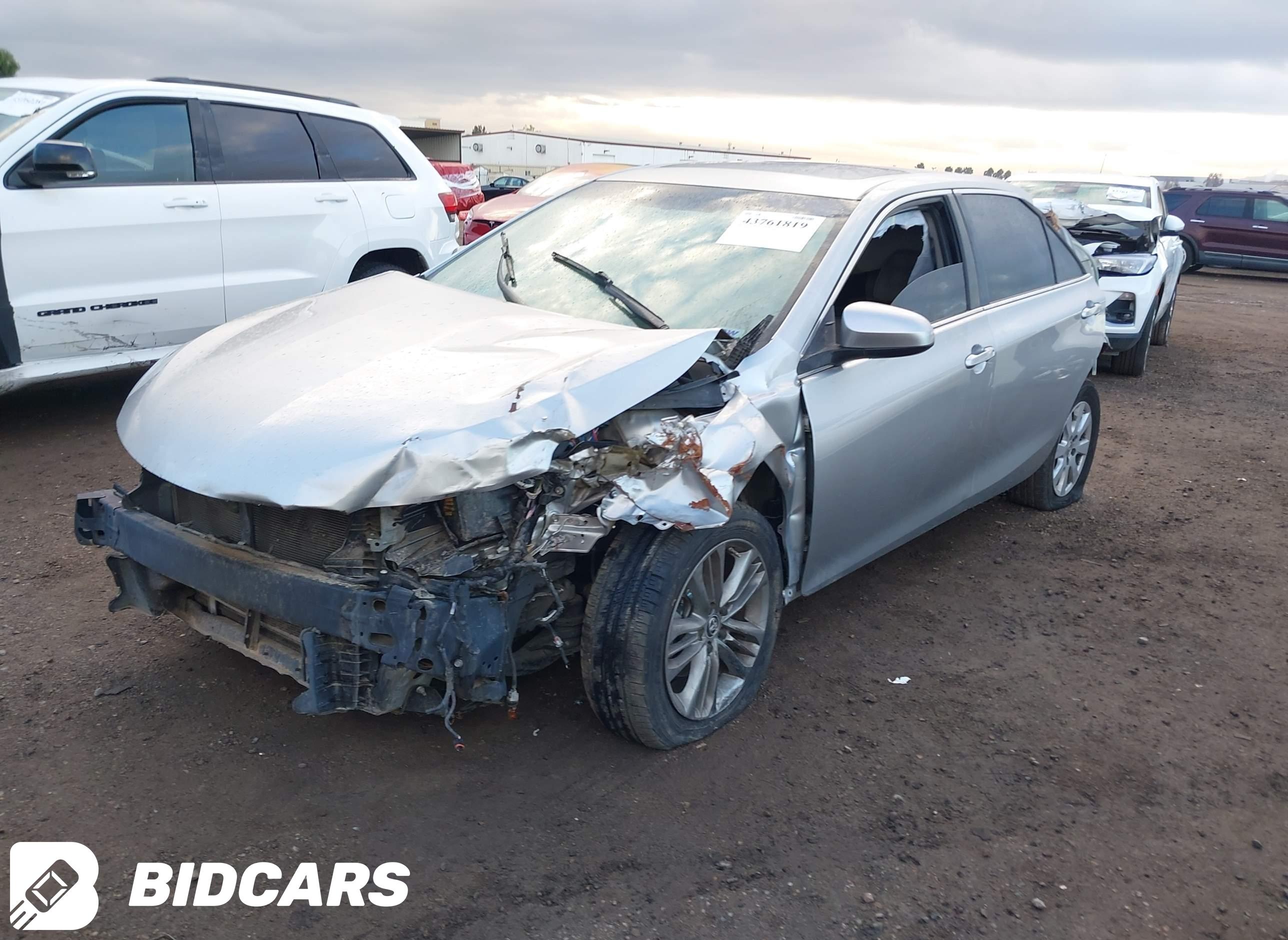 2016 Toyota Camry, SE