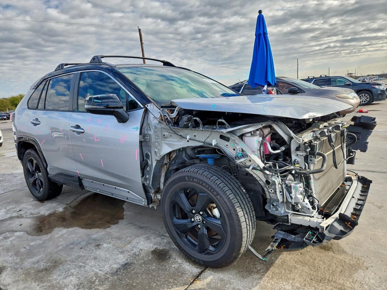 2020 Toyota RAV4, Xse