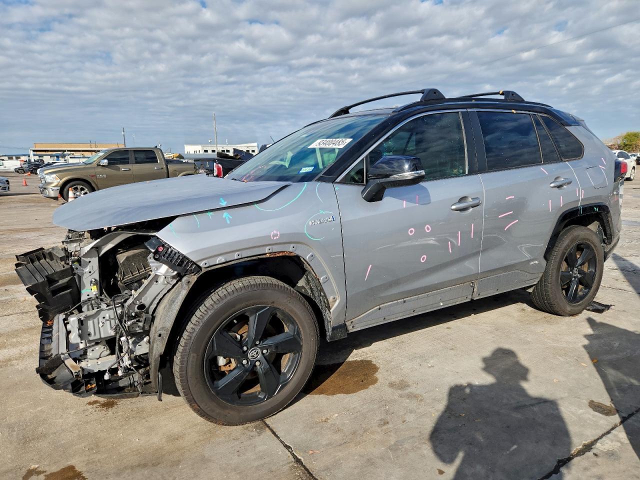 2020 Toyota RAV4, Xse