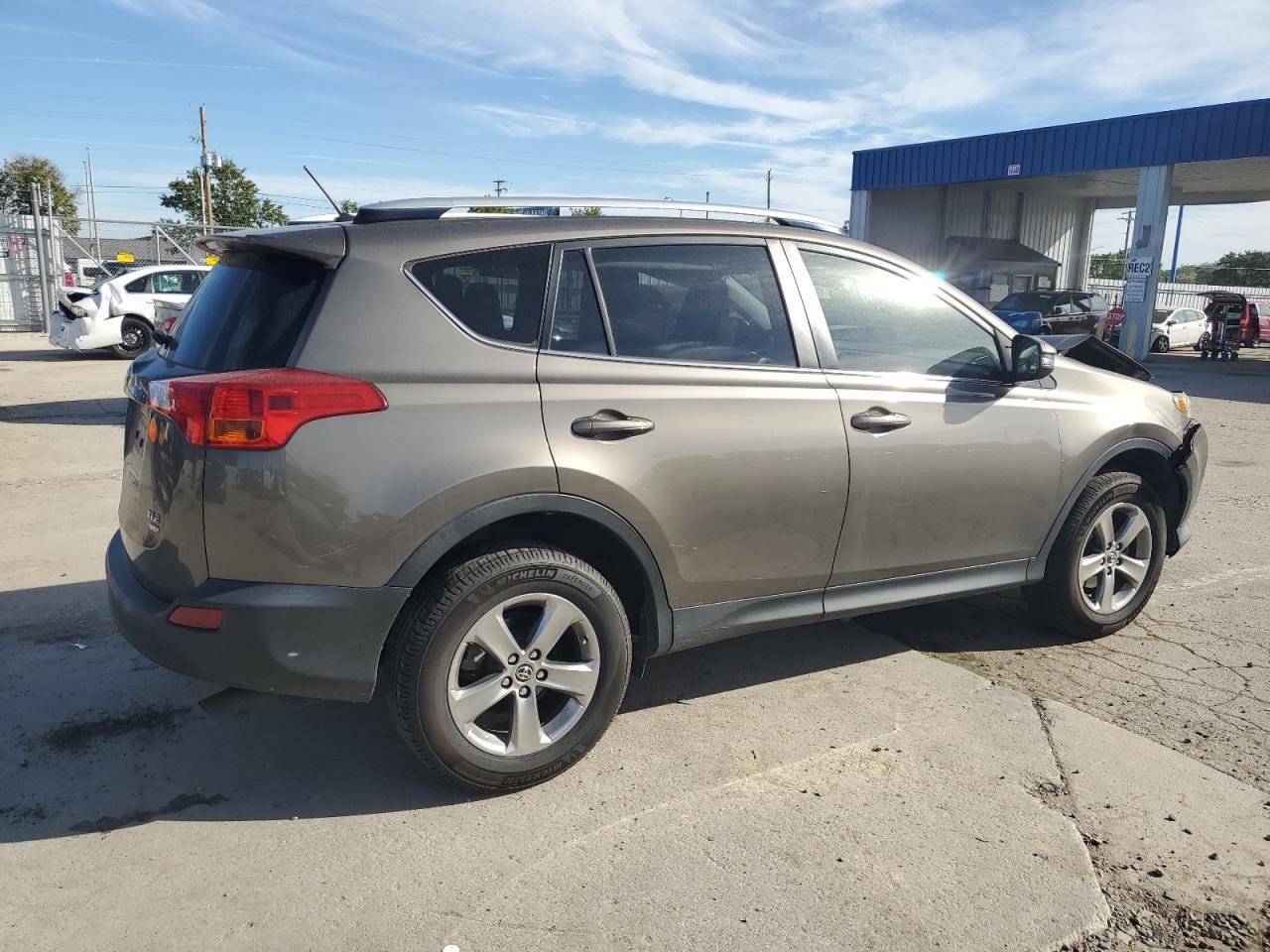 2015 Toyota RAV4, Xle