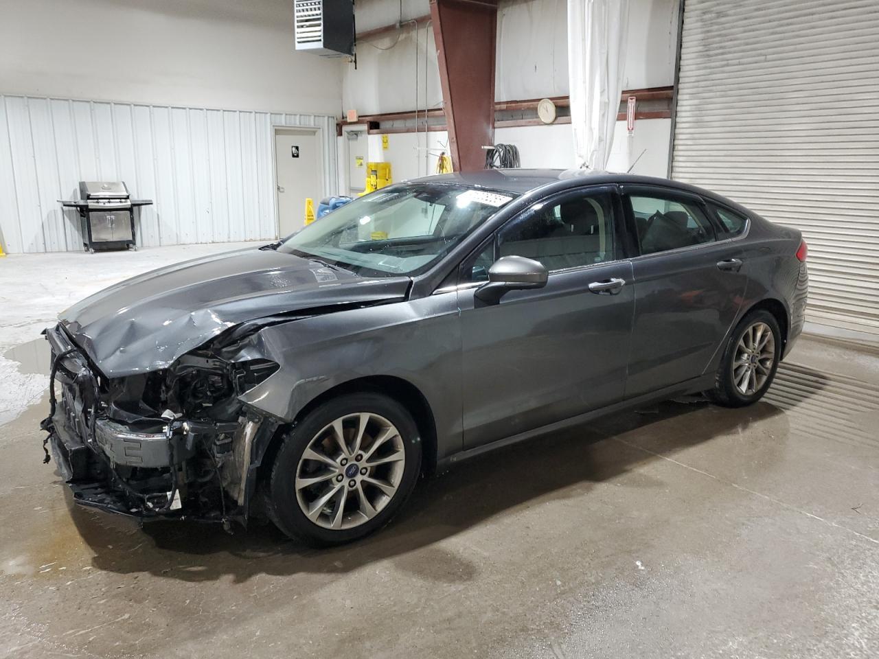 2017 Ford Fusion, SE