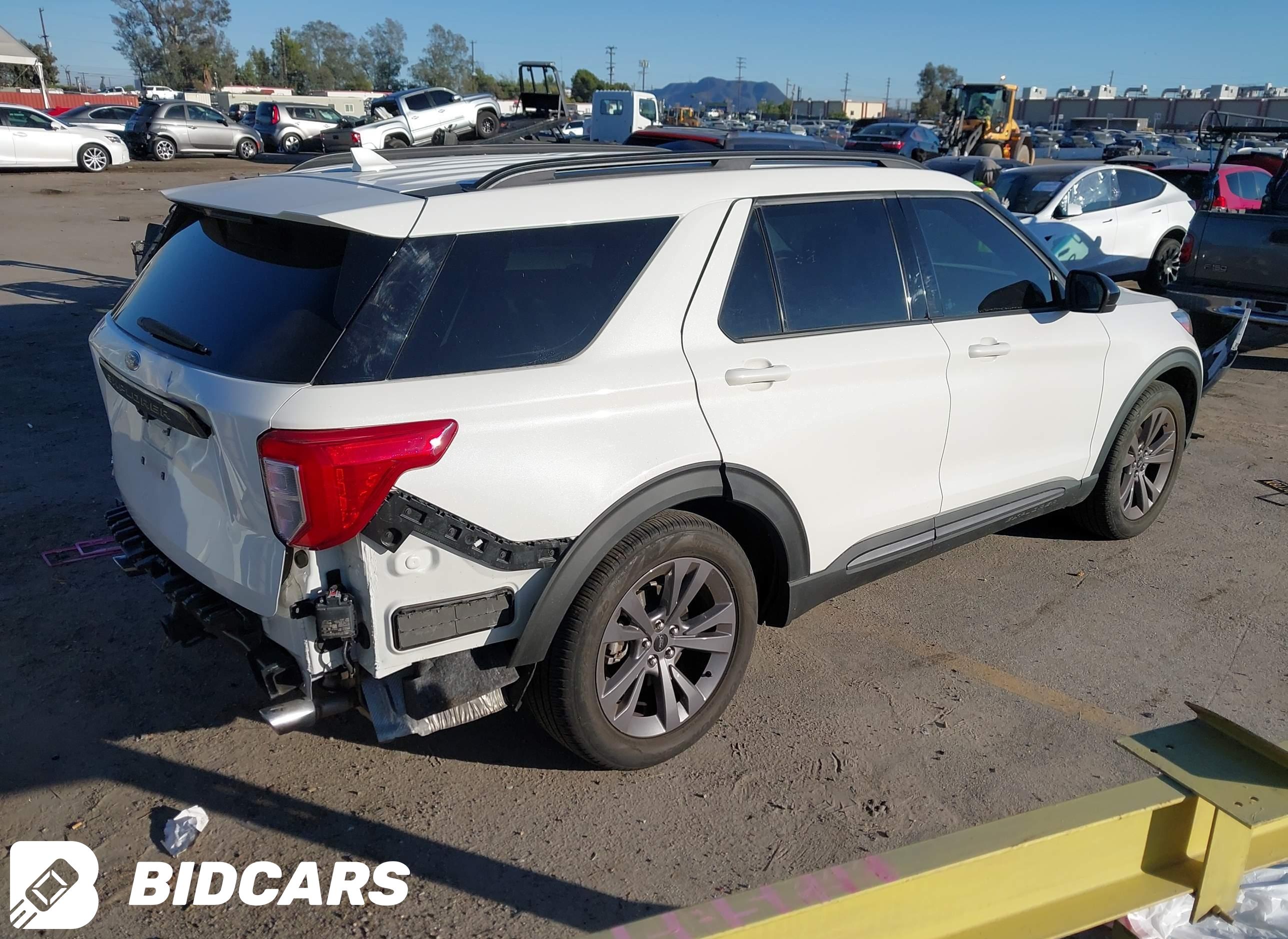 2023 Ford Explorer, Xlt