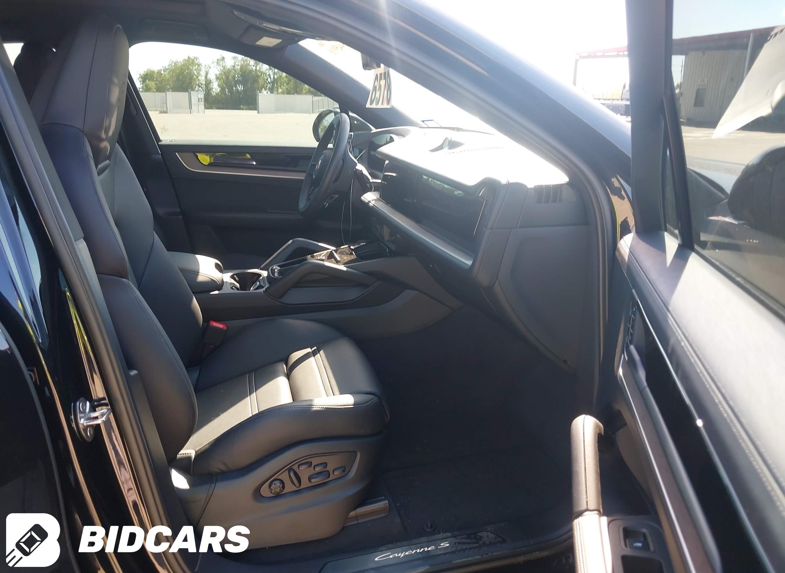 2025 Porsche Cayenne Coupe, S
