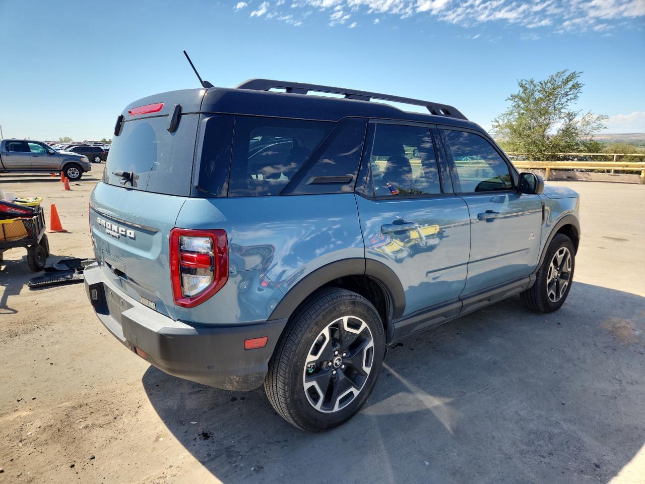2023 Ford Bronco, Outer Banks