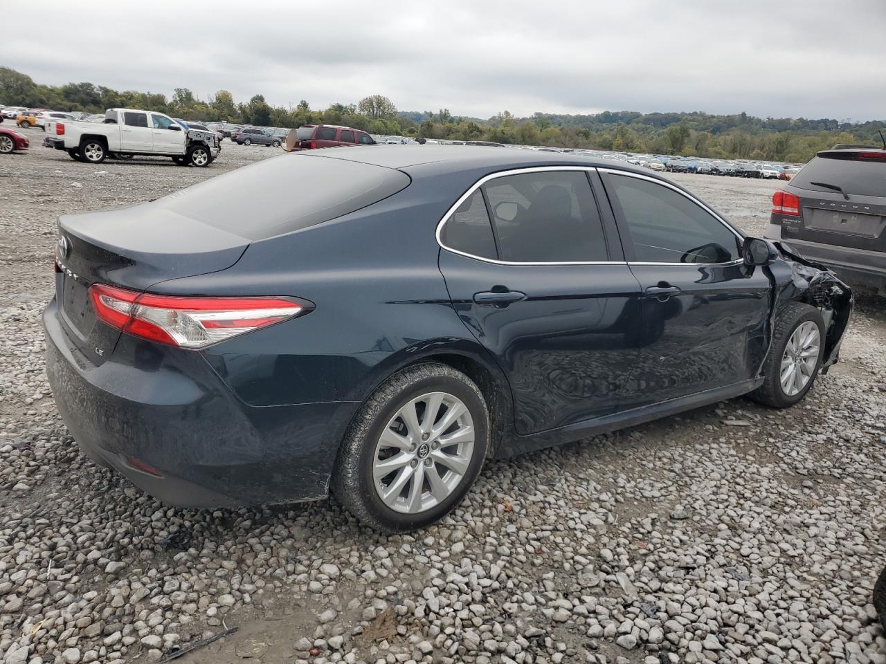 2018 Toyota Camry, L