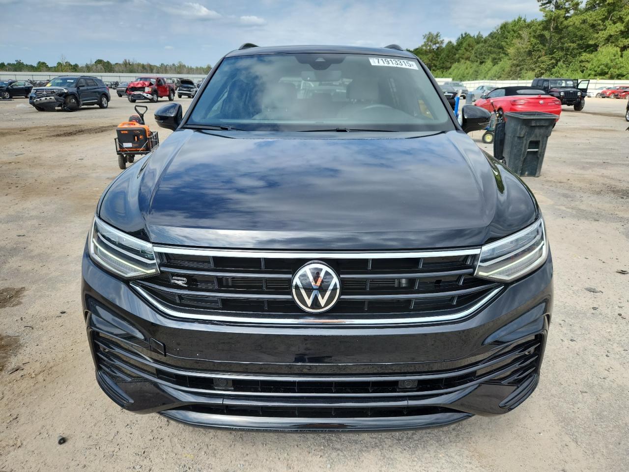 2023 Volkswagen Tiguan, Se R-...