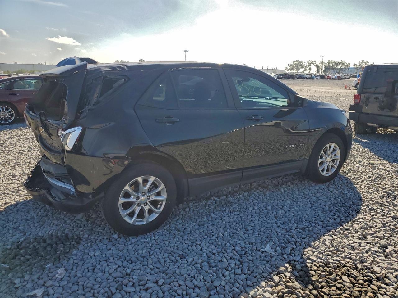 2021 Chevrolet Equinox, LS