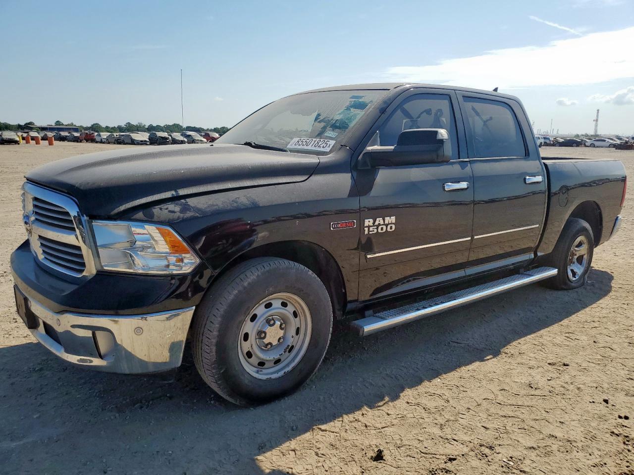 2015 RAM 1500, Slt