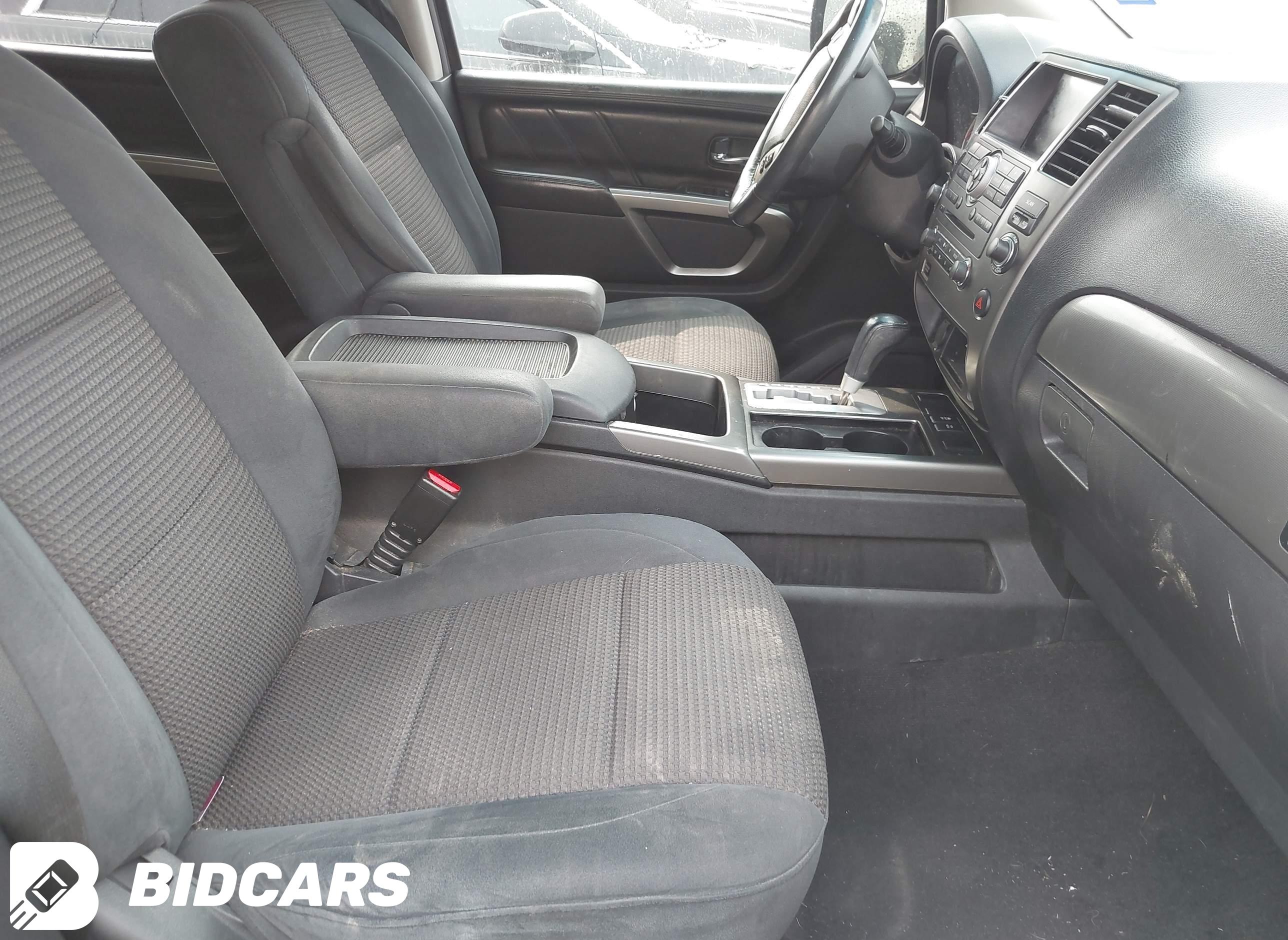 2015 Nissan Armada, SV