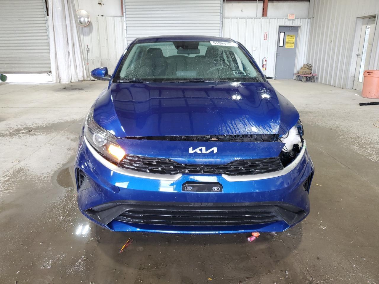 2022 KIA Forte, FE