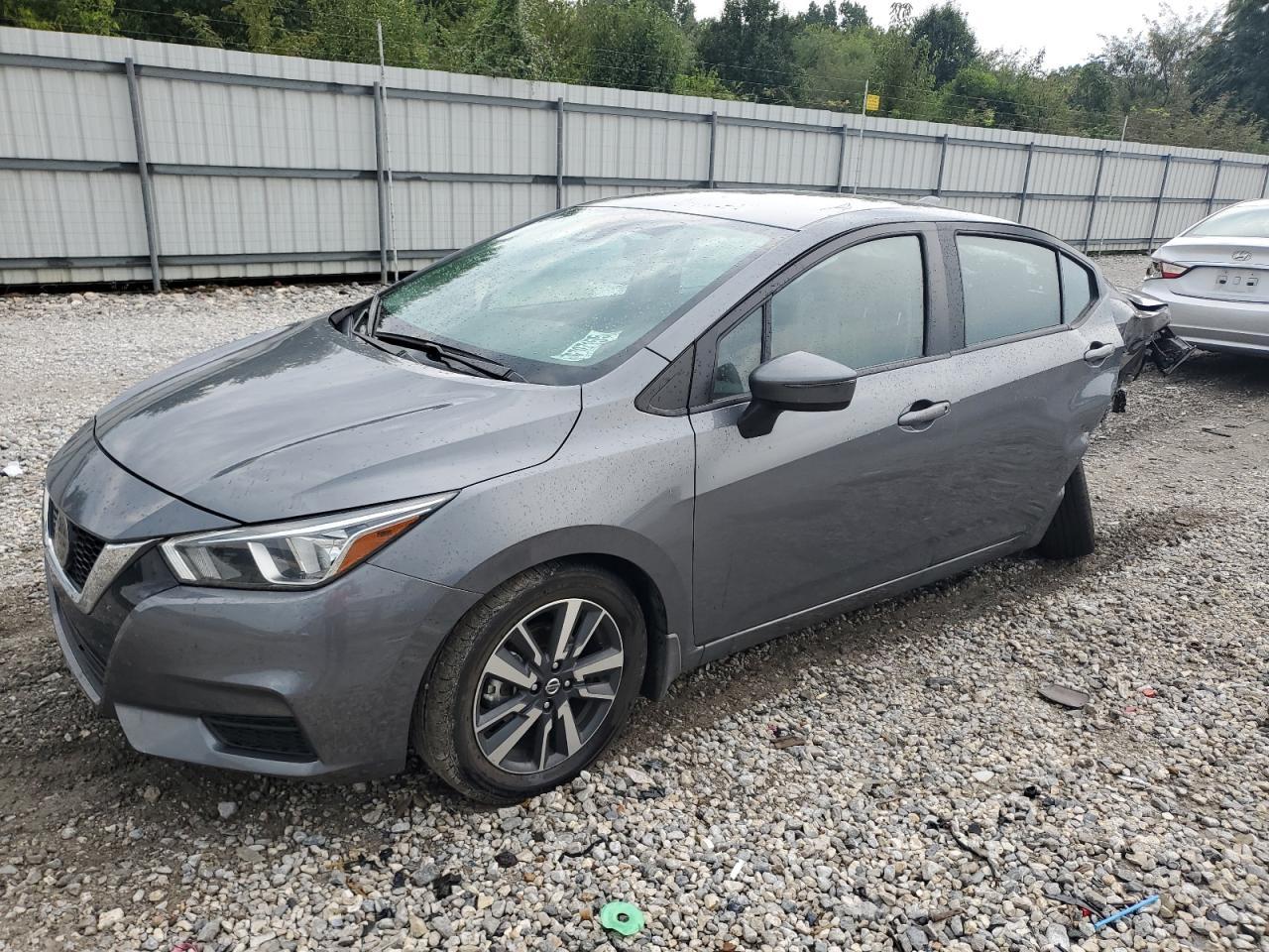 2021 Nissan Versa, SV