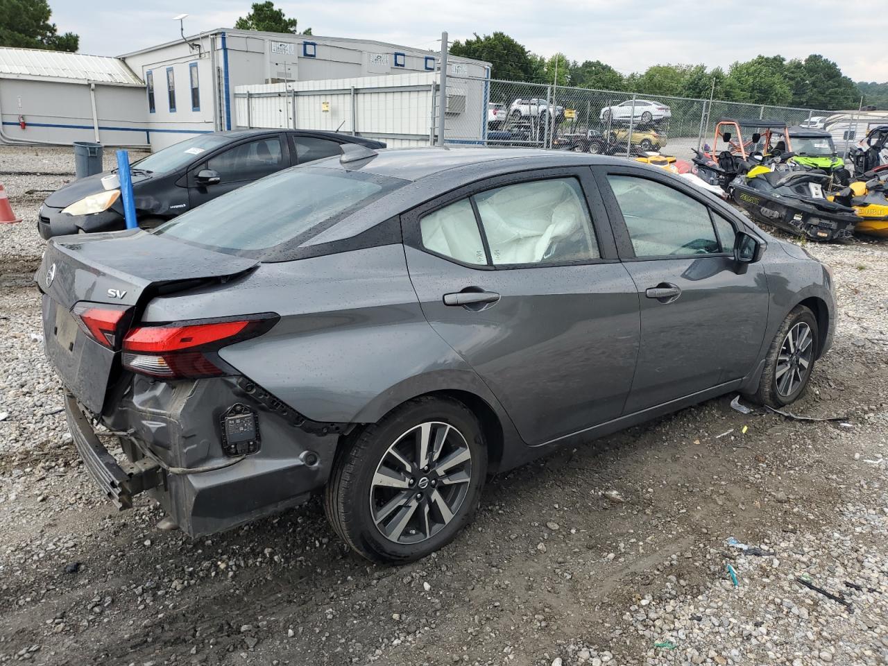 2021 Nissan Versa, SV