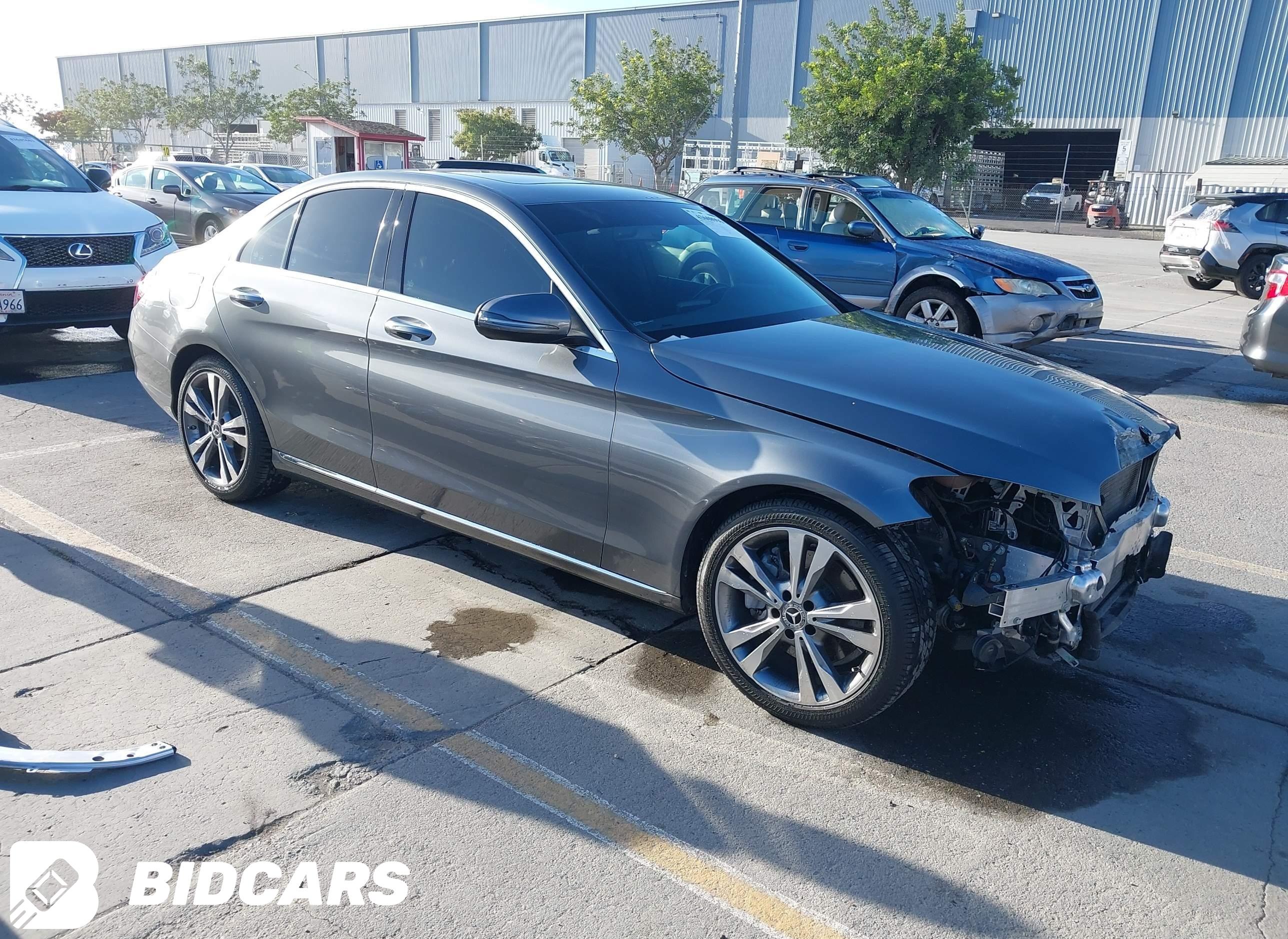 2019 Mercedes-Benz C 300