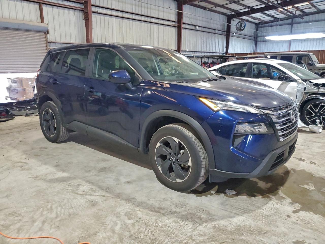 2025 Nissan Rogue, SV