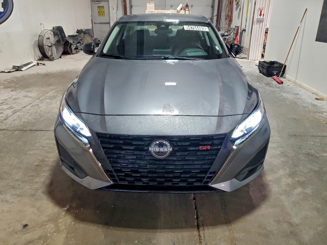 2025 Nissan Altima, SR