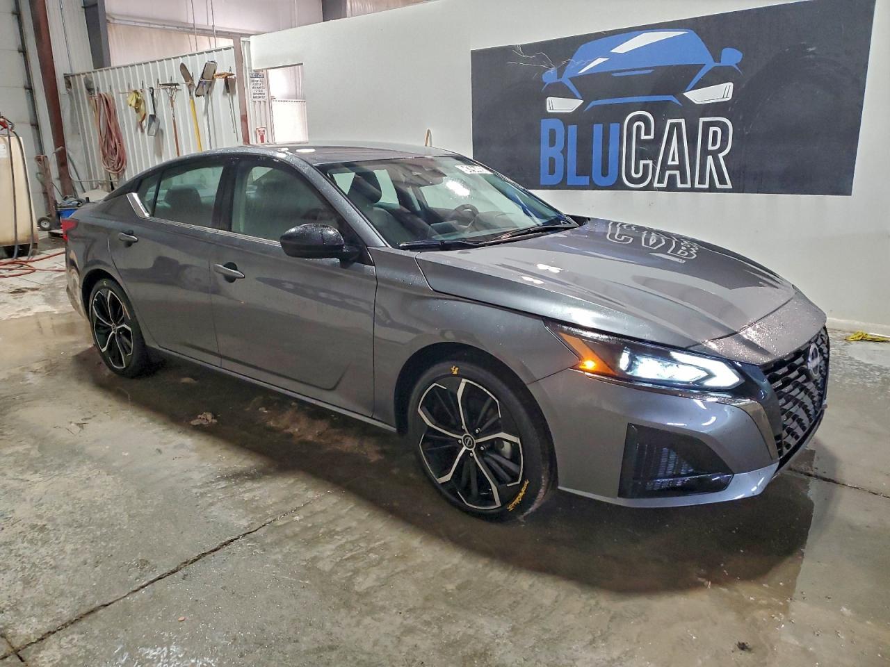 2025 Nissan Altima, SR