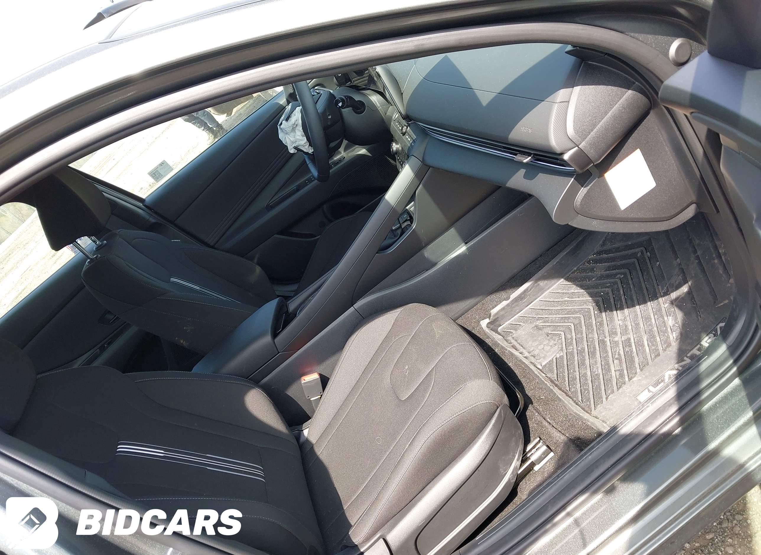 2025 Hyundai Elantra, Hybrid...