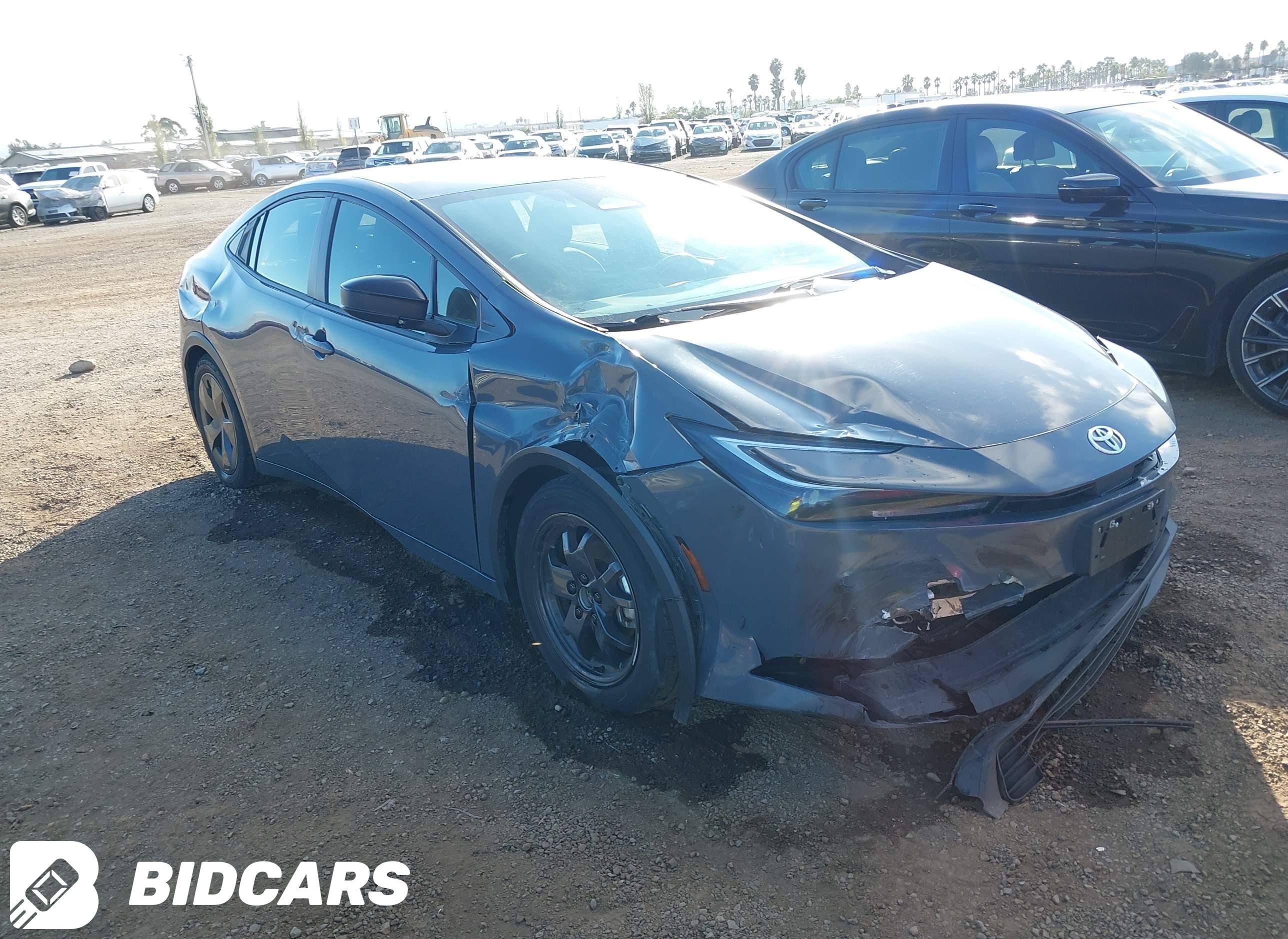 2023 Toyota Prius, LE