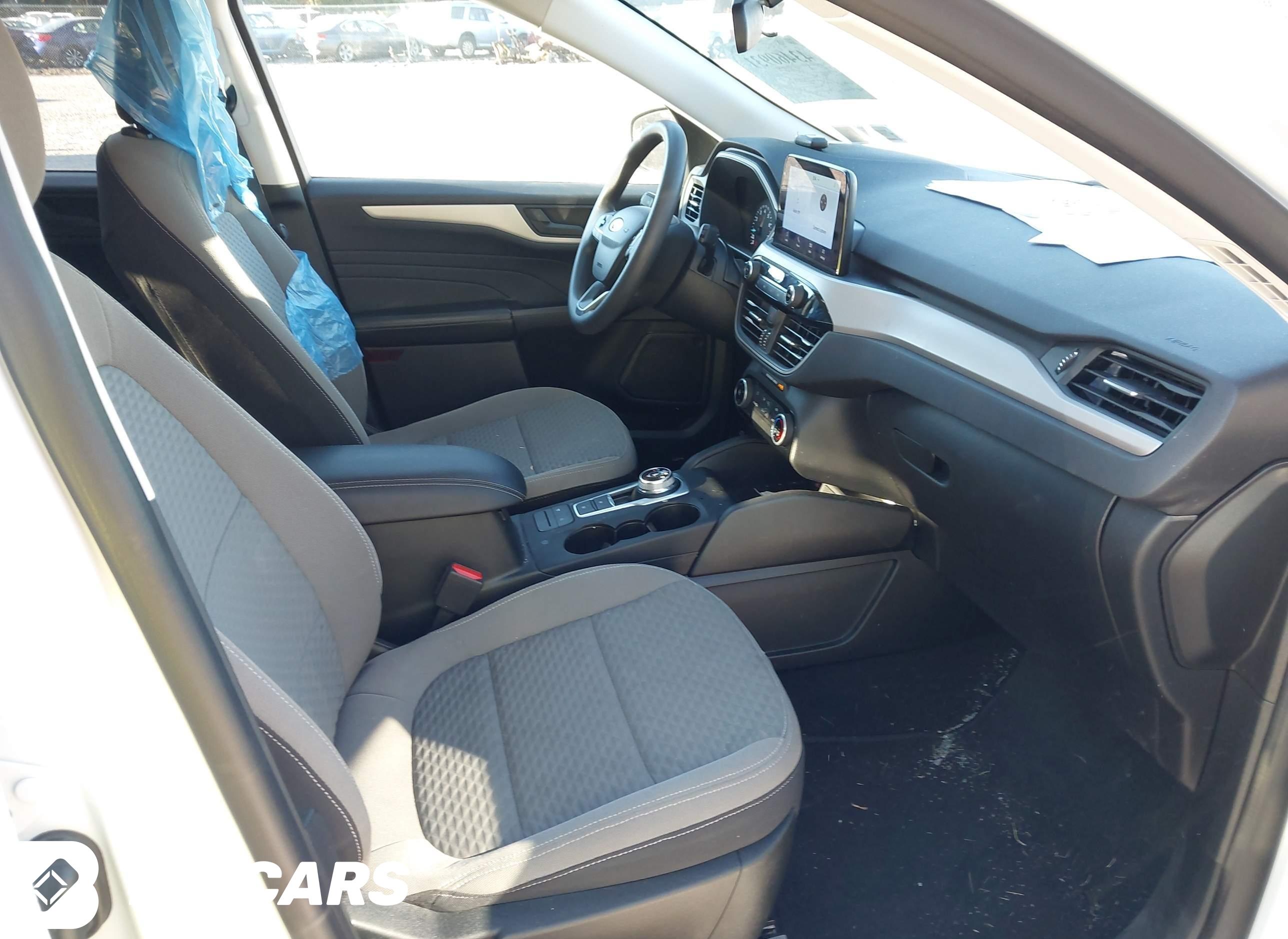 2022 Ford Escape, SE